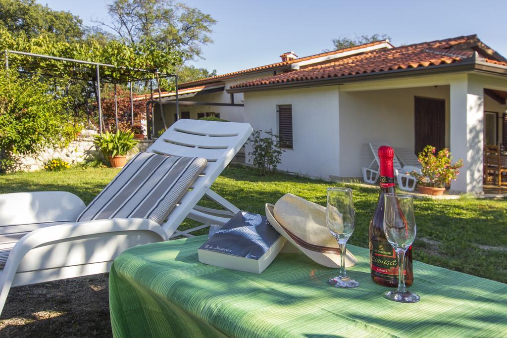 Apartman Alberti Labin  Bagian luar foto